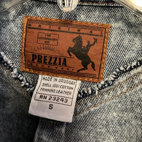 80’s Vintage Denim Jacket with leather accents size small - Picture 3 of 15